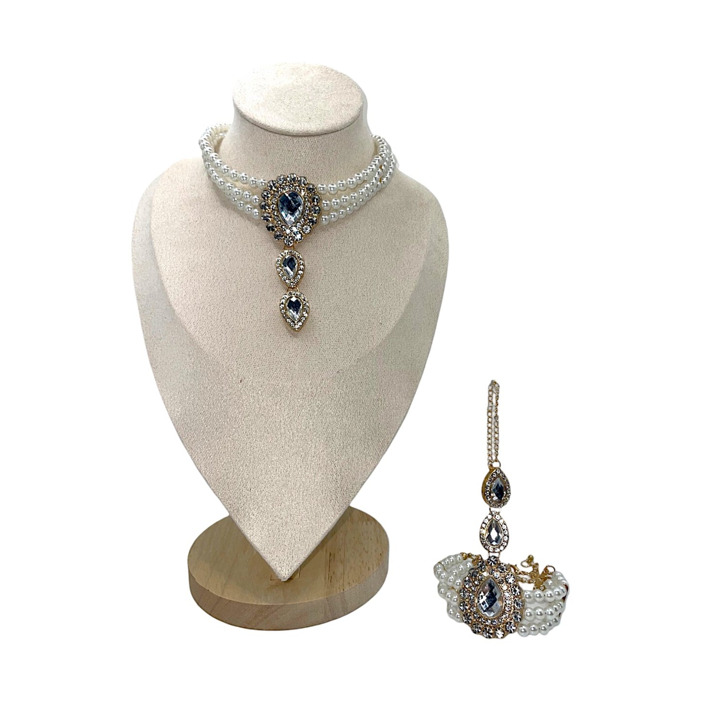 Royal Pearl Jewellery Set – Elegant Necklace & Hand Chain Bracelet for Special Occasions