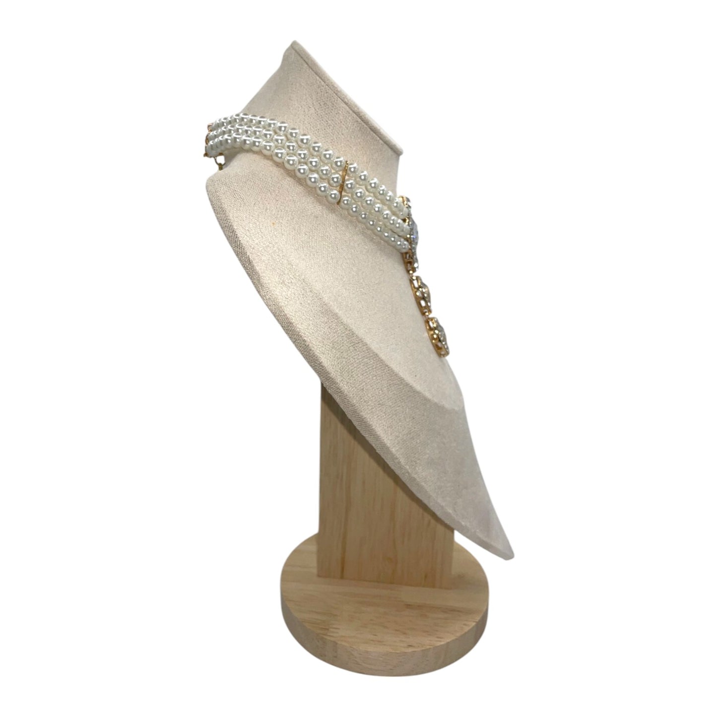 Royal Pearl Jewellery Set – Elegant Necklace & Hand Chain Bracelet for Special Occasions