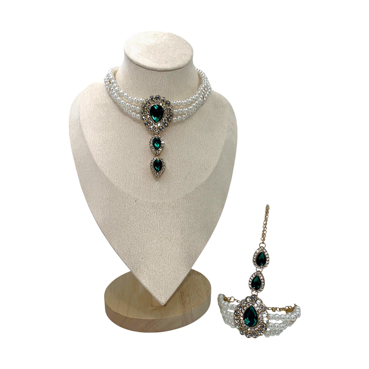 Elegant Emerald Pearl Jewelry Set worn on hand and neck, showcasing the beauty of emerald stones and pearls.