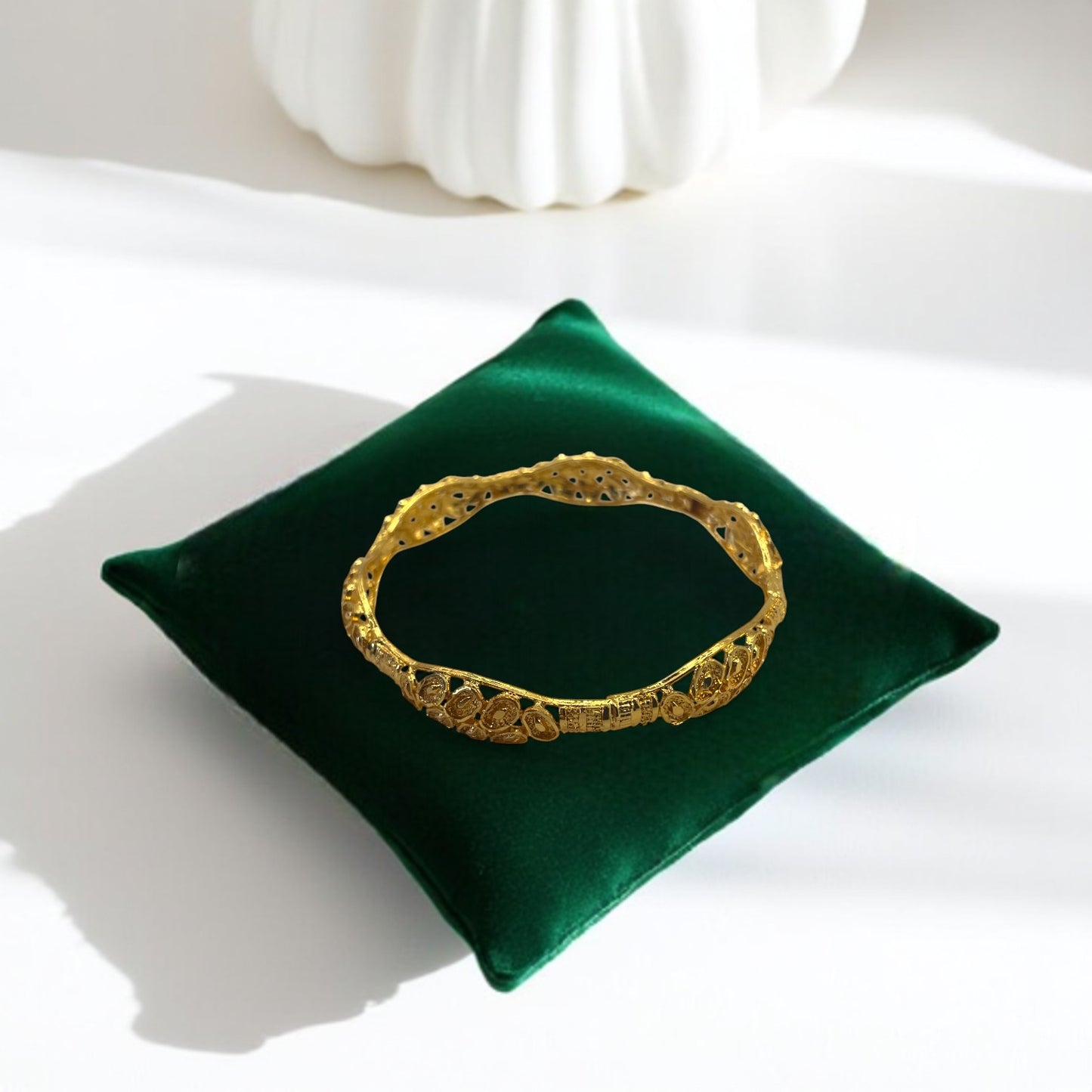Golden Vine Gold Forming Bangle – Elegant Artificial Gold-Plated Bangle with Intricate Detailing